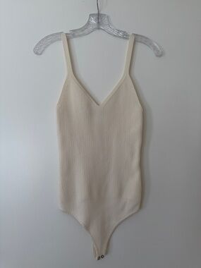 Abercrombie & Fitch Ribbed Cream V-Neck Bodysuit Tank Medium Basic